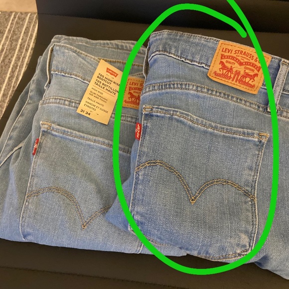 LEVIS 725 HIGH RISE BOOTCUT WOMEN'S JEANS 31 34 - Picture 2 of 3